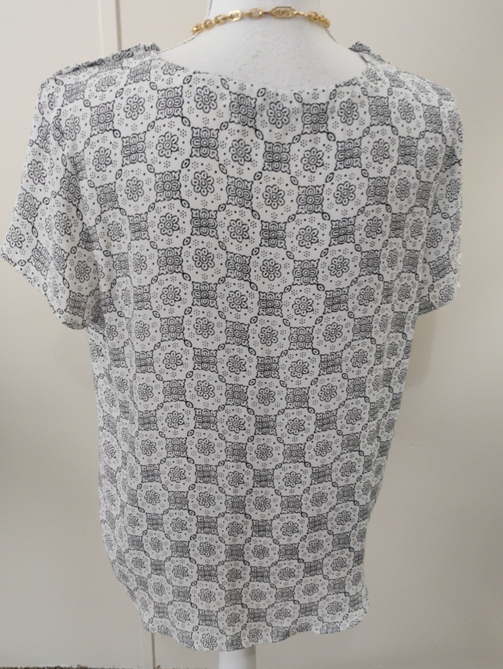 Loft Blouse - Picture 4 of 6